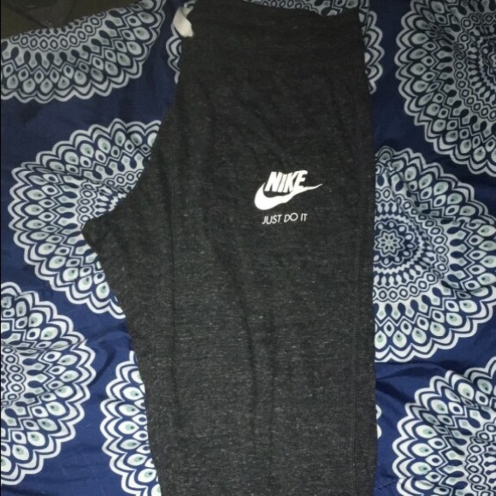 Nike drawstring Capri